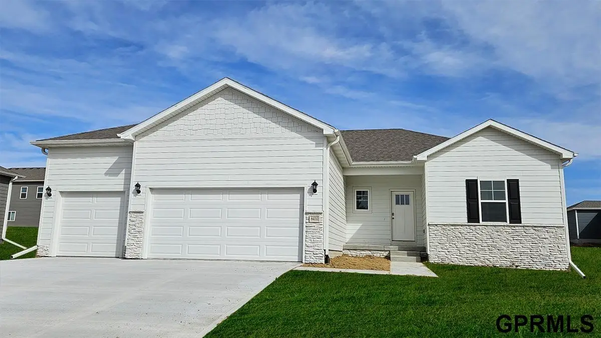 17036 Craig Street, Bennington, NE 68007 - Image #1