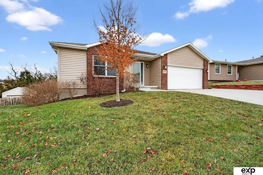 2740 NW Dahlia Drive, Lincoln, NE 68524 - Image #2