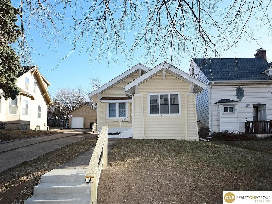 2467 N 47th Avenue, Omaha, NE 68104 - #2