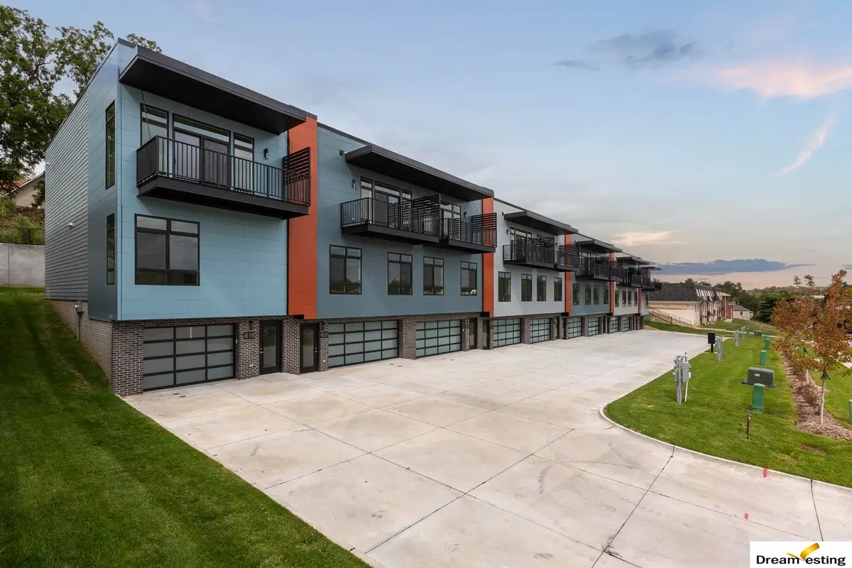 618 N 46th Street, Omaha, NE 68132 - #1