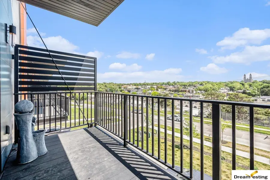 618 N 46th Street, Omaha, NE 68132 - #2