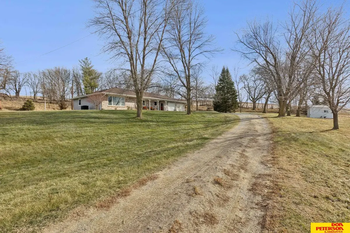 1045 Hwy 77, Oakland, NE 68045 - Image #1