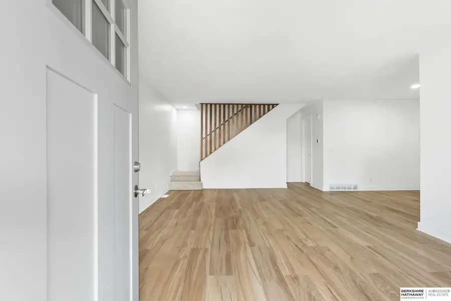 12611 Weir Street, Omaha, NE 68137 - Image #3