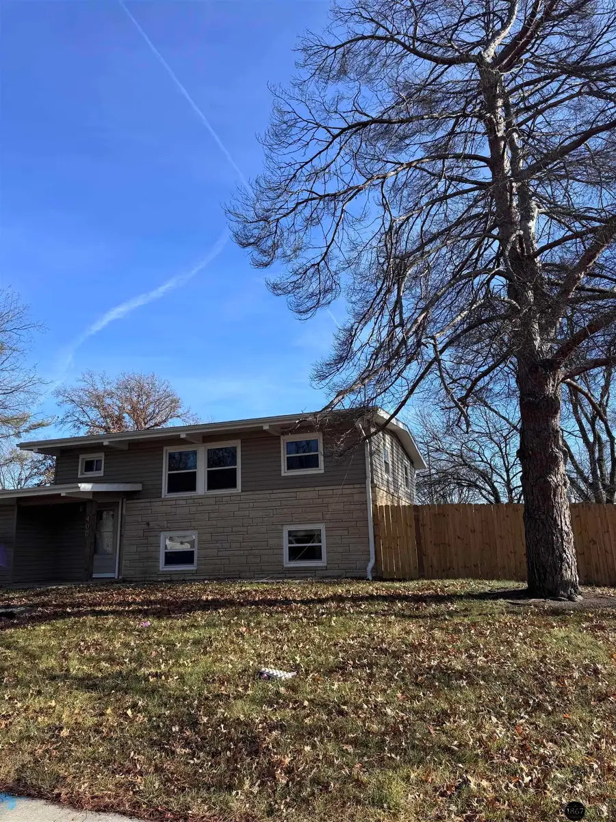 400 N 73rd Street, Lincoln, NE 68505 - Image #3