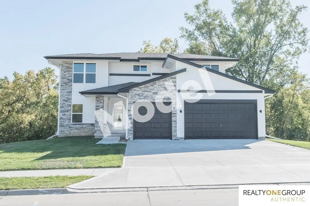 2455 Rose Lane Road, Bellevue, NE 68147 - Image #1