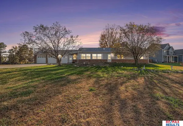 1054 Hillcrest Drive, Fremont, NE 68025