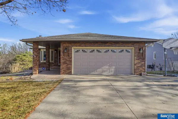 5920 S 53 Street, Lincoln, NE 68516