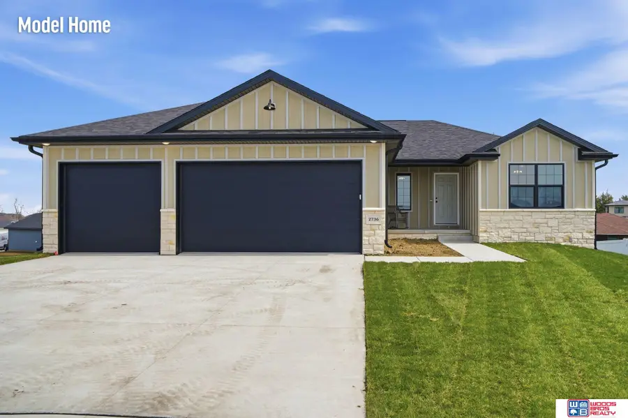 2736 Kinzie Circle, Lincoln, NE 68507 - #2