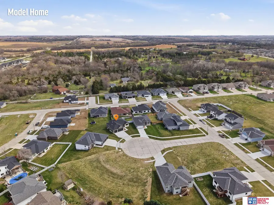 2736 Kinzie Circle, Lincoln, NE 68507 - #3