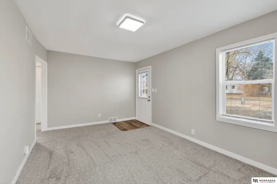 2705 Franklin Street, Bellevue, NE 68005 - Image #2