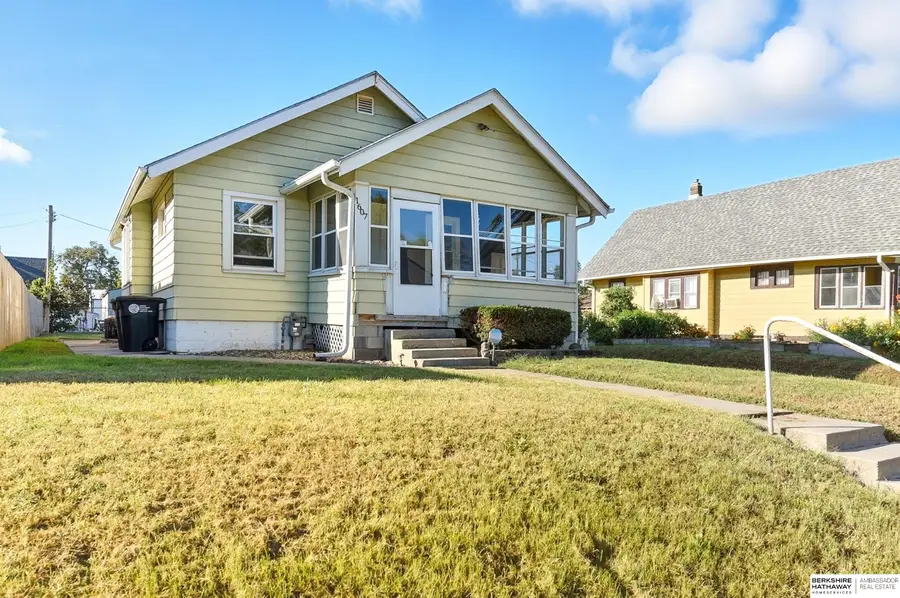 1607 Laird Street, Omaha, NE 68110 - Image #2