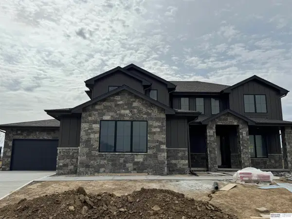 12365 Slayton Street, Papillion, NE 68046