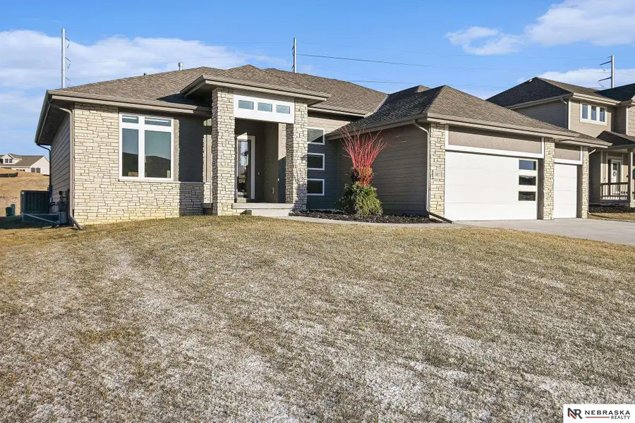 10017 S 181st Street, Omaha, NE 68136 - Image #2