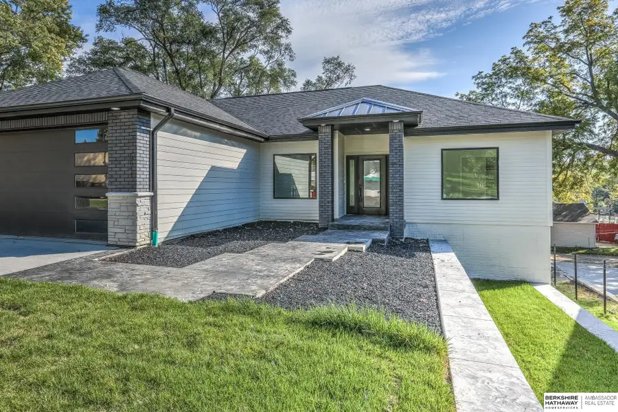 5841 S 48 Avenue, Omaha, NE 68117 - Image #3