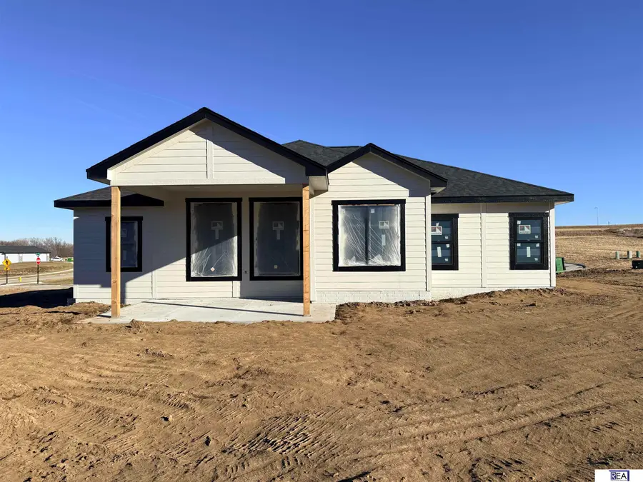 683 Palomino Street, Papillion, NE 68046 - Image #2