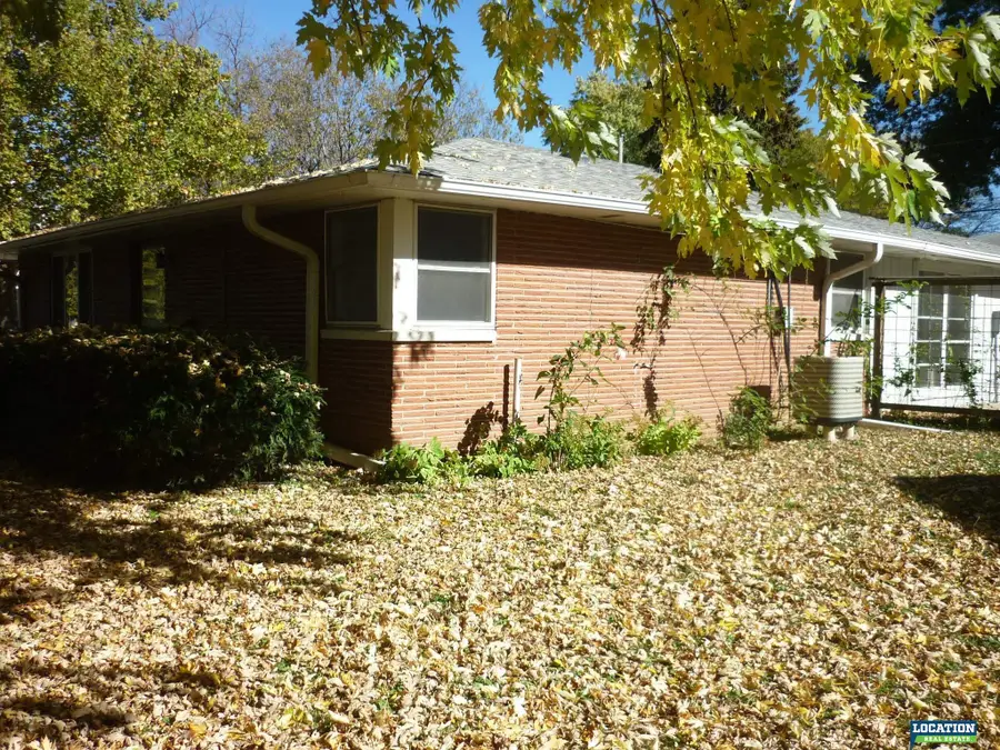 300 S 44th Street, Lincoln, NE 68510 - Image #2