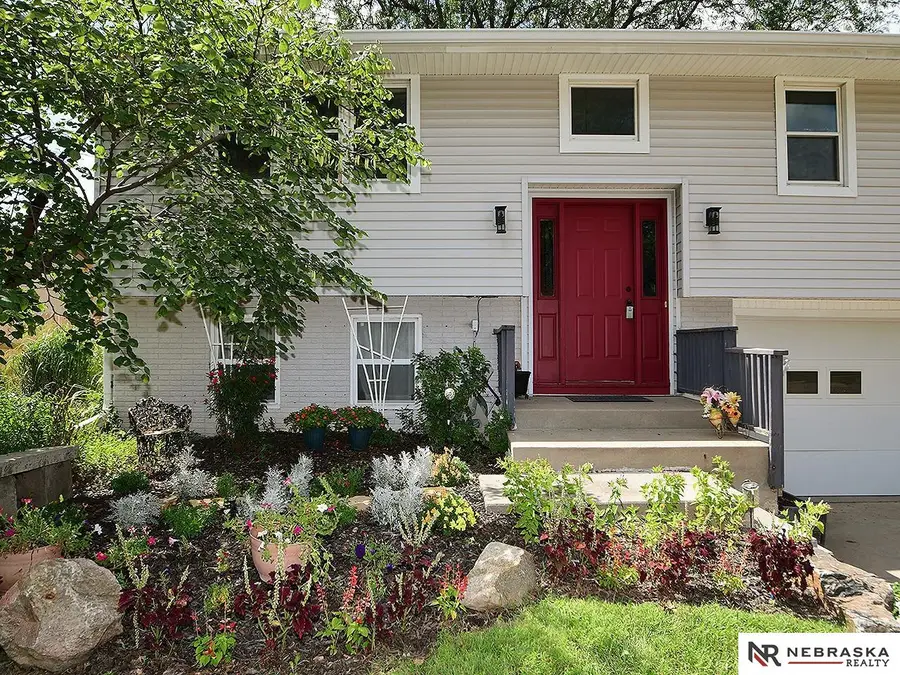 601 Teakwood Drive, Lincoln, NE 68510 - Image #3