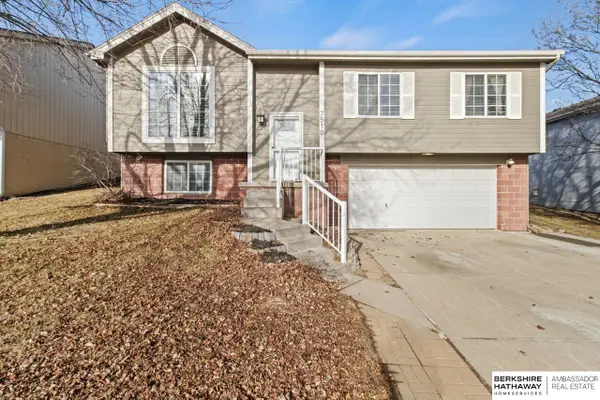 7510 Howell Street, Omaha, NE 68122