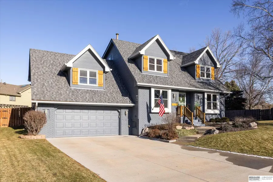 15718 Lakeside Circle, Omaha, NE 68135 - Image #3