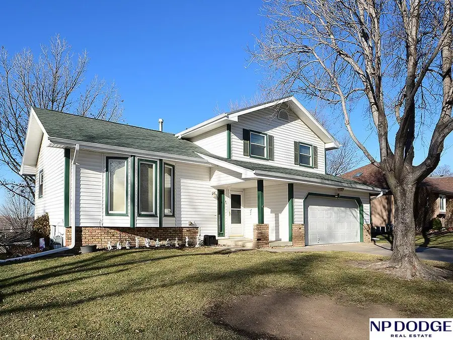 1106 Conestoga Road, Papillion, NE 68046 - Image #2