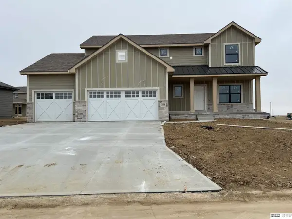 20808 Kansas Avenue, Elkhorn, NE 68022