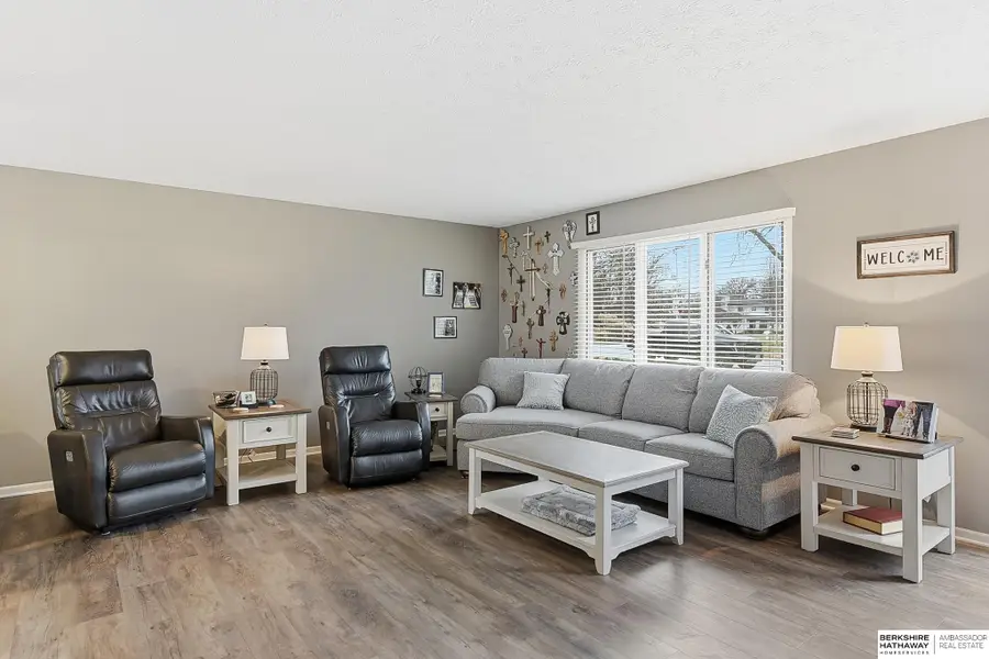 9211 Pauline Street, Omaha, NE 68124 - Image #2