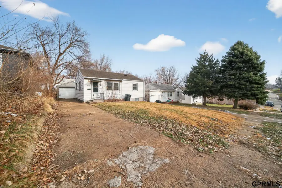 4030 Browne Street, Omaha, NE 68111 - Image #2