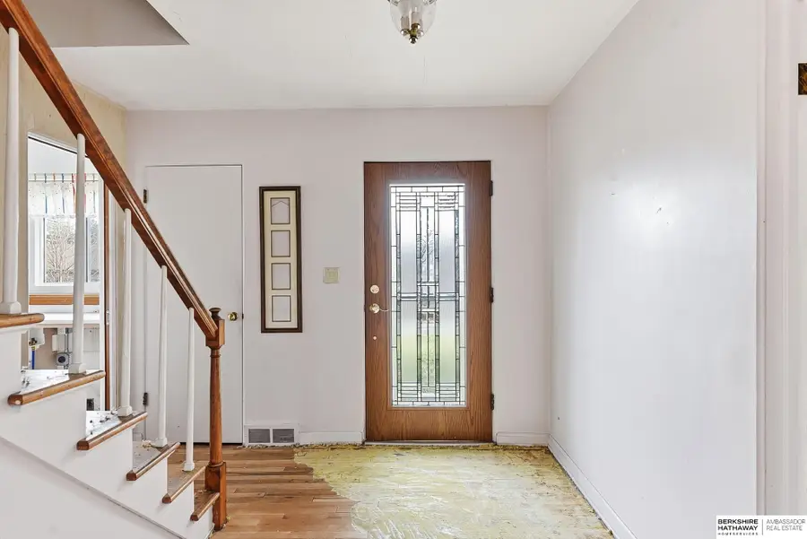 1116 Loveland Drive, Omaha, NE 68124 - Image #3