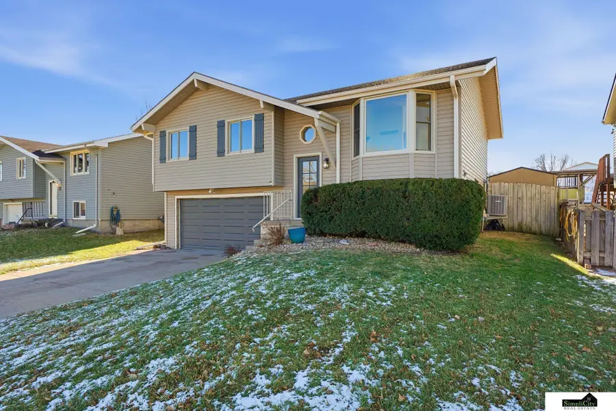 2121 W Cove Court, Lincoln, NE 68522 - Image #2