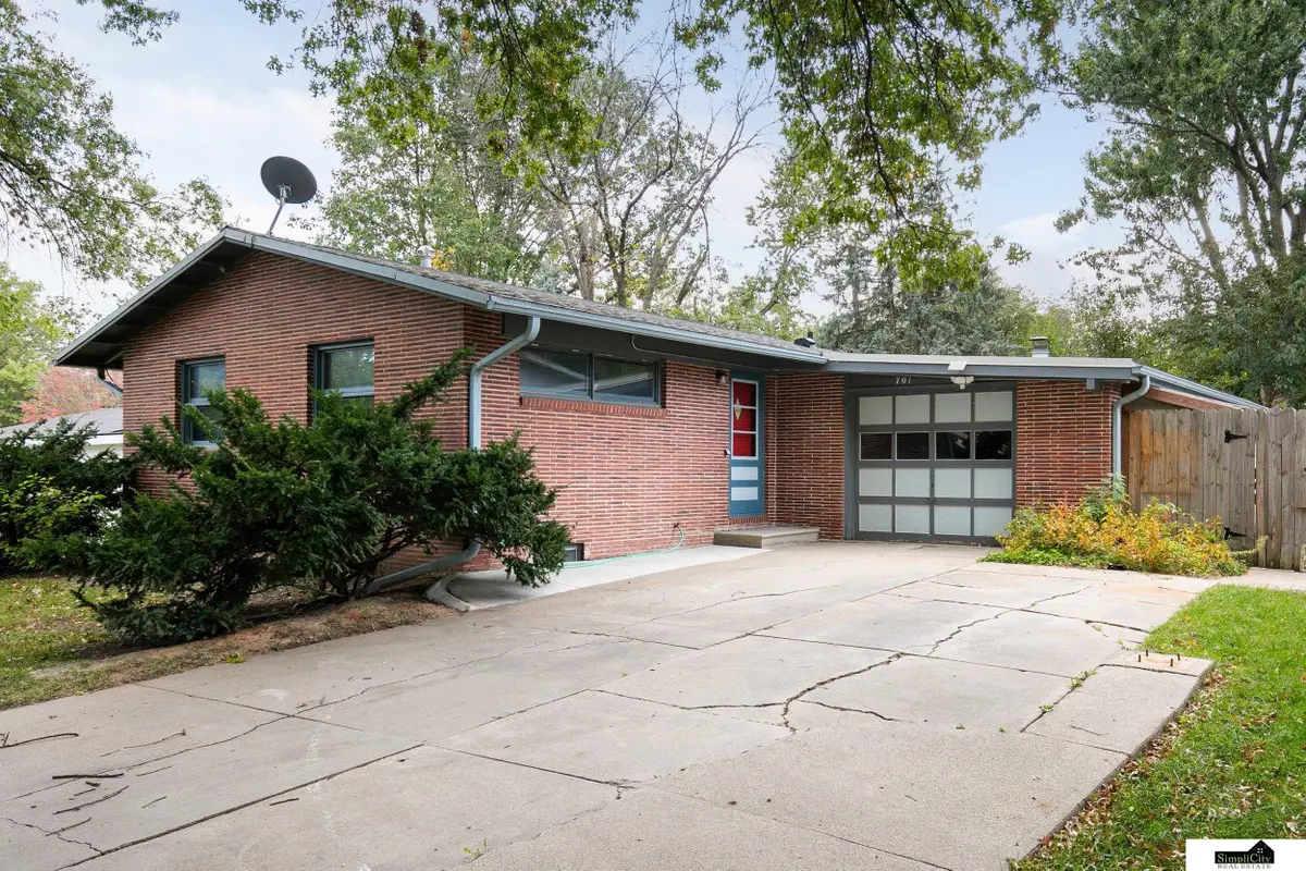 701 Dale Drive, Lincoln, NE 68510 - #1