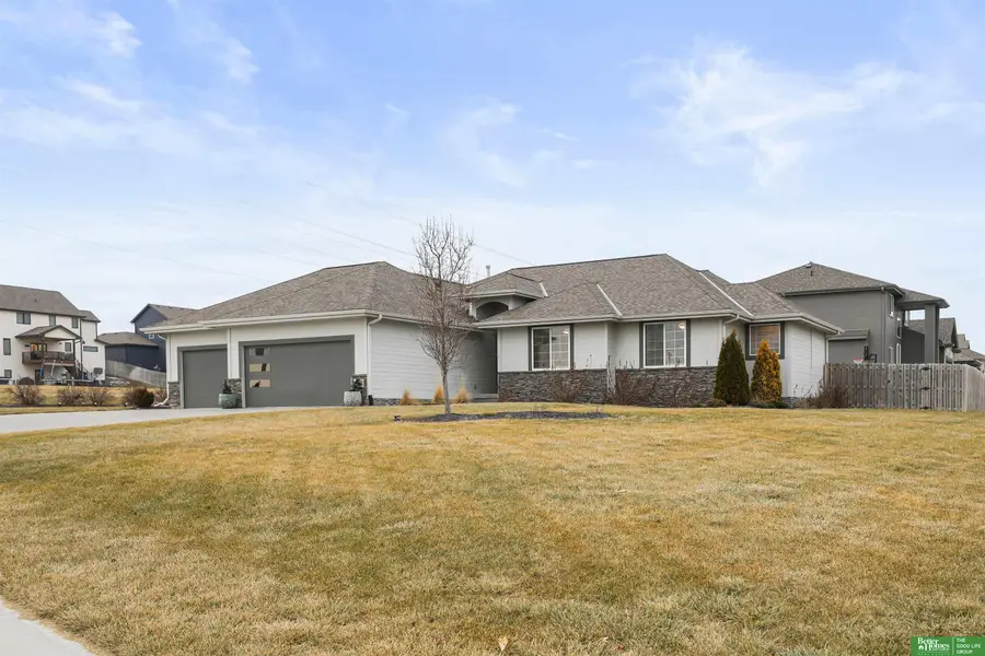 18606 George Miller Parkway, Elkhorn, NE 68022 - Image #2