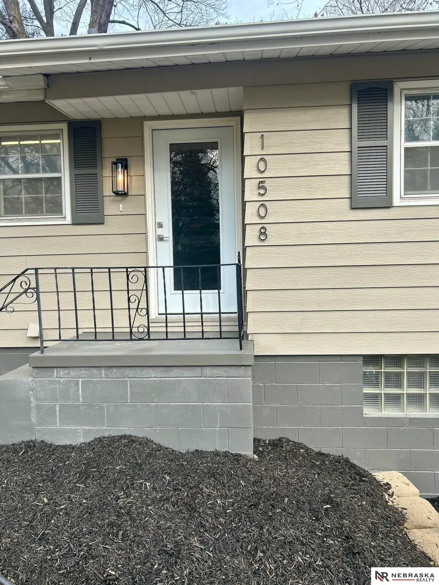 10508 Grover Street, Omaha, NE 68124 - Image #3