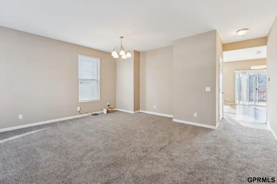 8721 Wyoming Street, Omaha, NE 68122 - Image #3