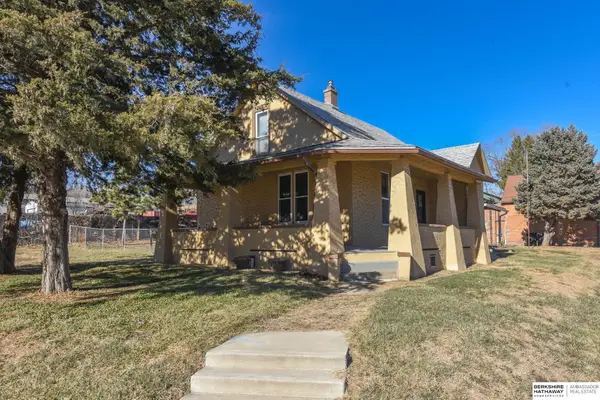 2300 Madison Street, Omaha, NE 68107