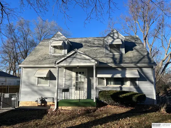 2020 N 68 Street, Omaha, NE 68104