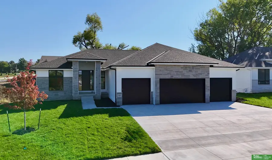 11007 S 98th Street, Papillion, NE 68046 - Image #2