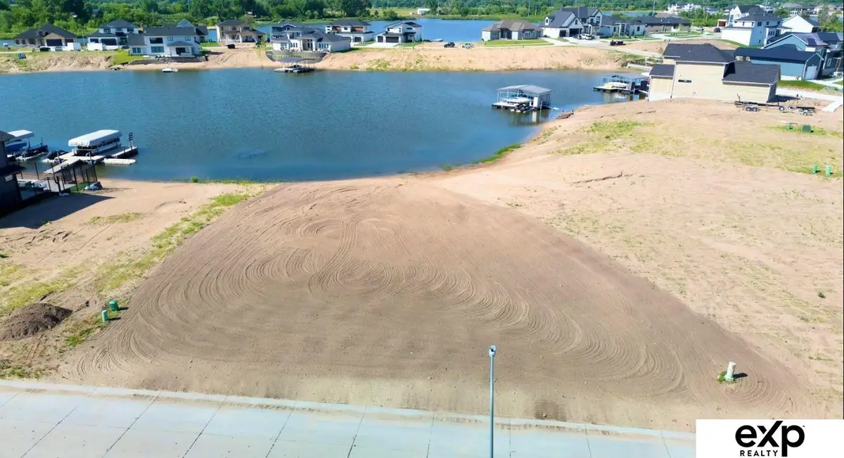 28487 Laurel Circle, Valley, NE 68064 - #1