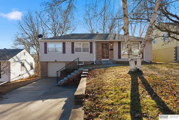 5809 Charles Street, Omaha, NE 68132