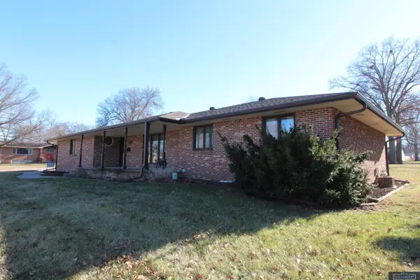 1025 Dorsey Street, Beatrice, NE 68310