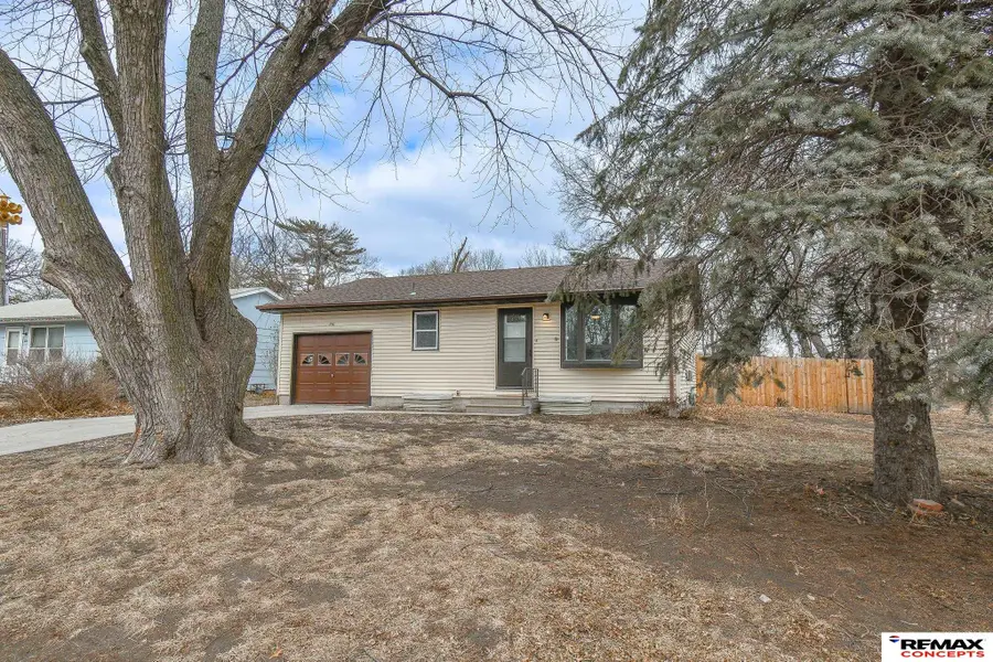 240 E 22nd Street, Crete, NE 68333 - #3