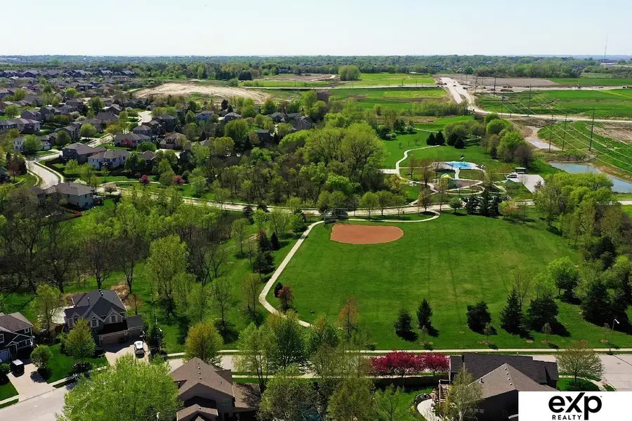 308 S 185th Street, Elkhorn, NE 68022 - Image #2