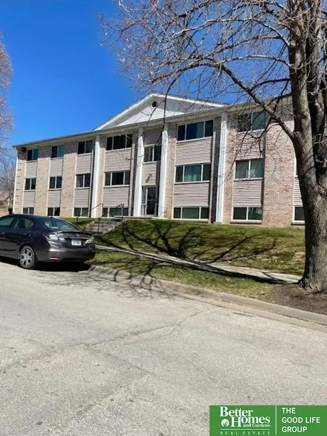 151 N 41st Street, Omaha, NE 68131 - Image #1