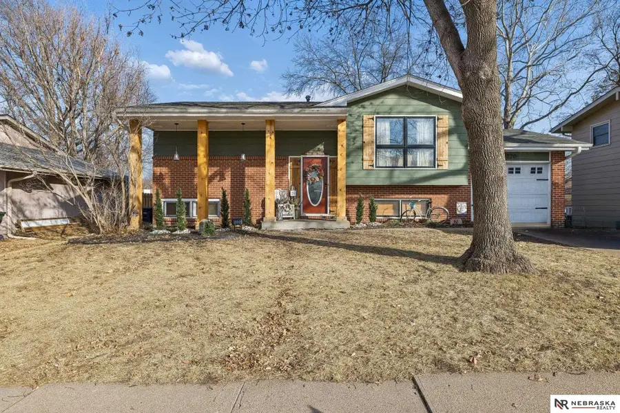 1220 Cottonwood Drive, Lincoln, NE 68510 - #2