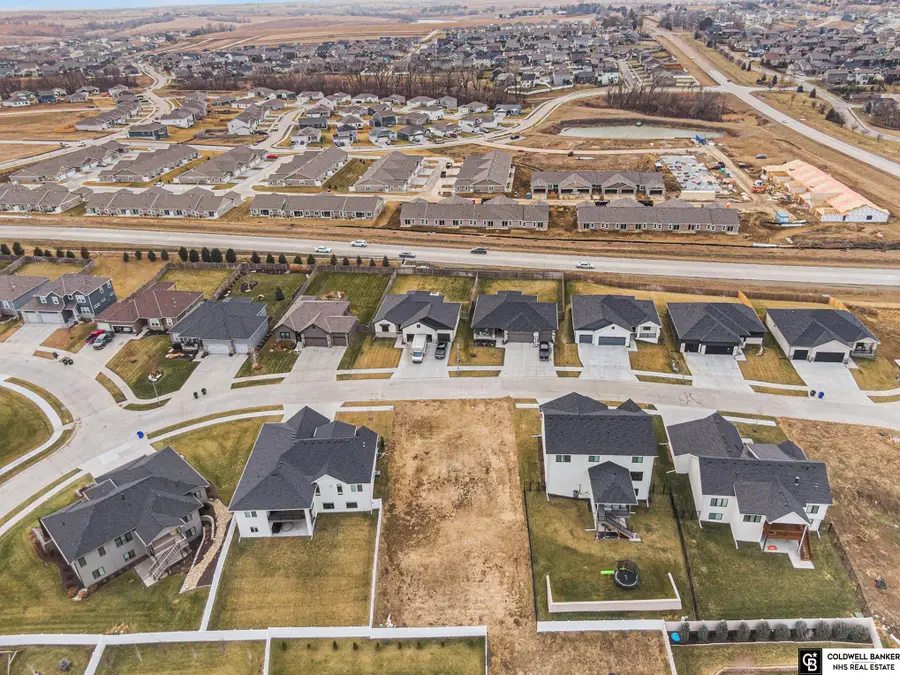 8213 N 167 Avenue, Bennington, NE 68007 - Image #2