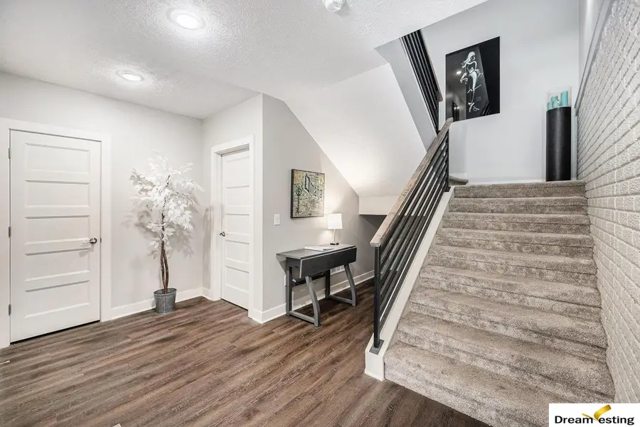 630 N 46th Street, Omaha, NE 68132 - Image #2