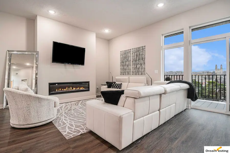 630 N 46th Street, Omaha, NE 68132 - Image #3