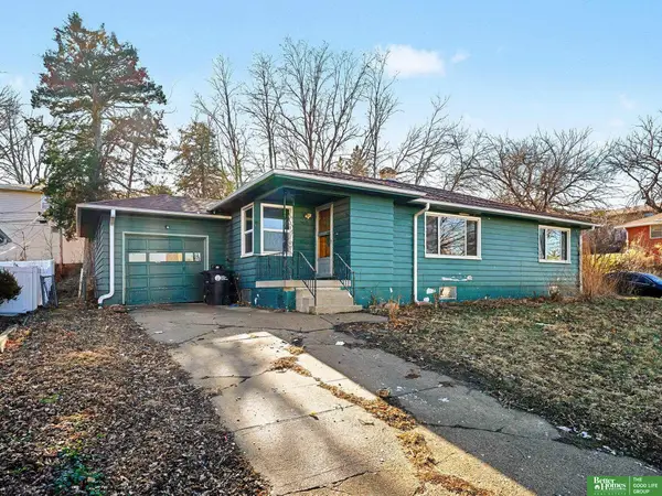 5029 Marinda Street, Omaha, NE 68106