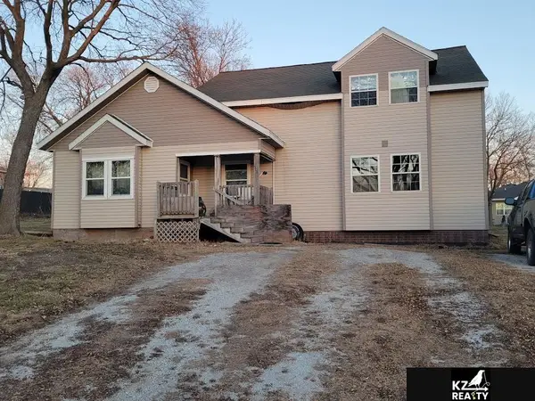 506 Cedar Street, Hickman, NE 68372