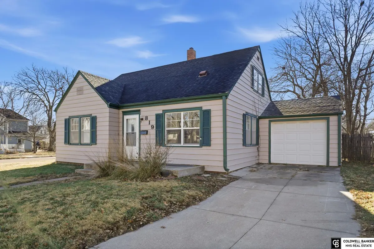 819 Lincoln Street, Beatrice, NE 68310 - Image #1