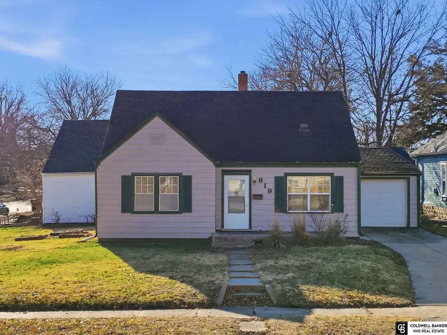 819 Lincoln Street, Beatrice, NE 68310 - Image #2
